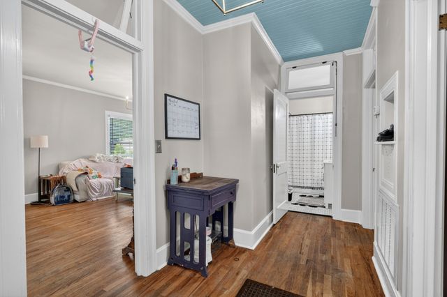 218 N 3rd St, Pulaski, TN 38478