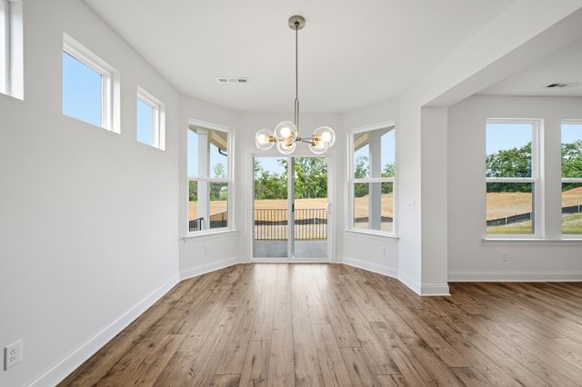 345 Patana, White House, TN 37188