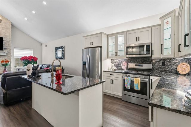 113 Hemingway Ln, Kennedy Twp, PA 15108