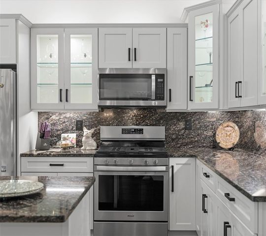 113 Hemingway Ln, Kennedy Twp, PA 15108