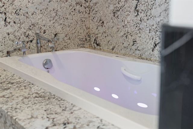 113 Hemingway Ln, Kennedy Twp, PA 15108