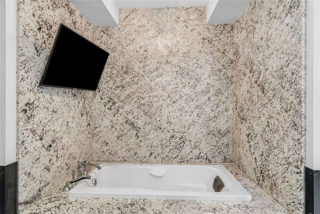 113 Hemingway Ln, Kennedy Twp, PA 15108