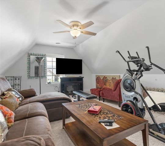 113 Hemingway Ln, Kennedy Twp, PA 15108