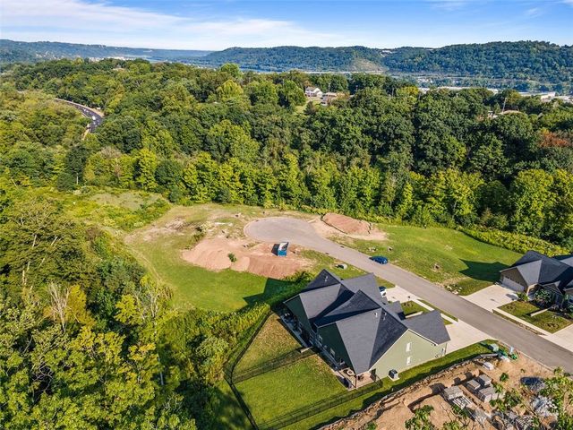 113 Hemingway Ln, Kennedy Twp, PA 15108