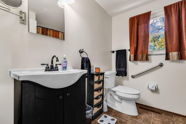 2615 Carbondale Place, Columbus, OH 43232