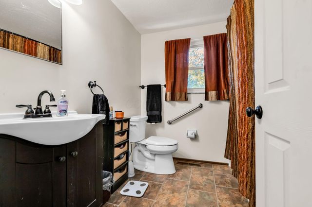 2615 Carbondale Place, Columbus, OH 43232