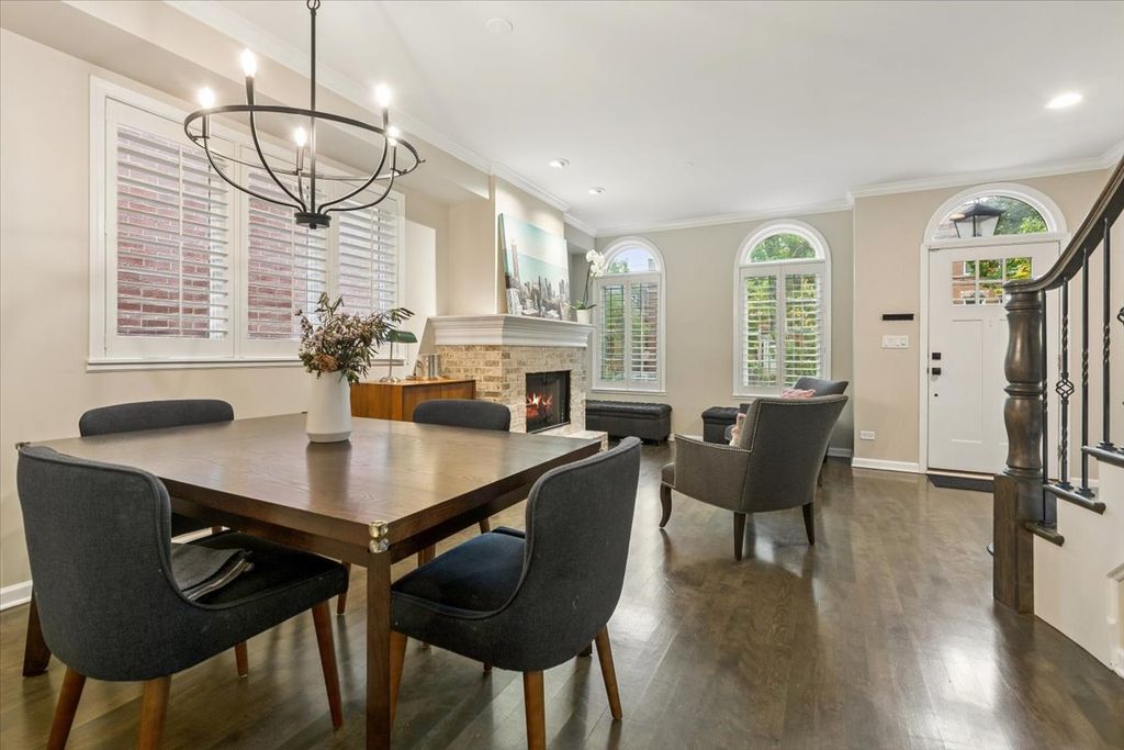 2332 W Dickens Avenue, Chicago, IL 60647 — photo 3