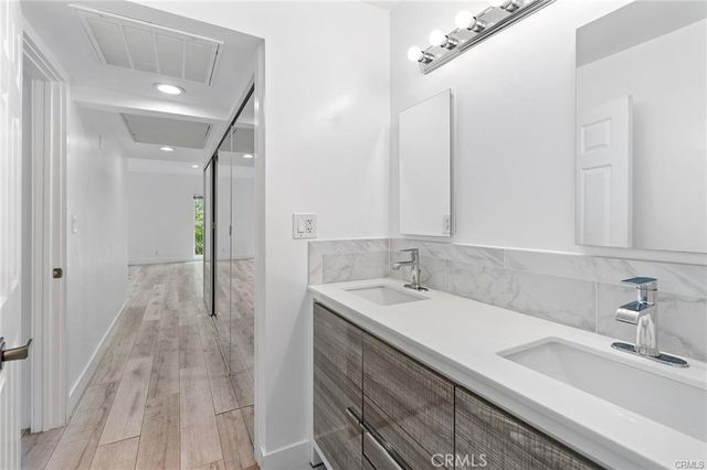 23401 Park Sorrento 34, Calabasas, CA 91302
