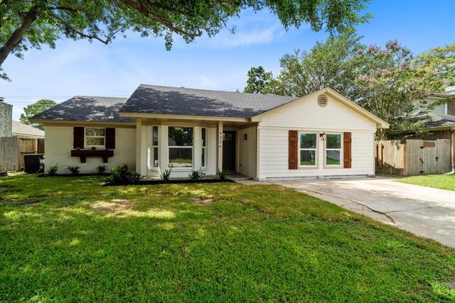 5326 Findlay Drive, Pasadena, TX 77505