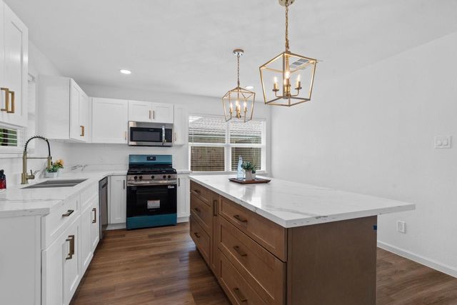 5326 Findlay Drive, Pasadena, TX 77505