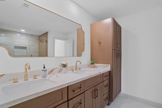 5326 Findlay Drive, Pasadena, TX 77505