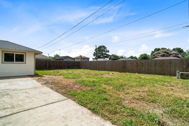 5326 Findlay Drive, Pasadena, TX 77505