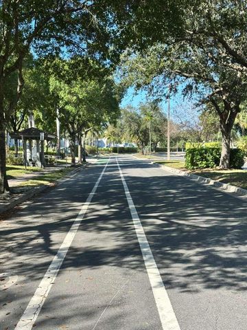 637 Executive Center Drive N 203, West Palm Beach, FL 33401