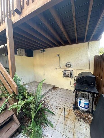 637 Executive Center Drive N 203, West Palm Beach, FL 33401