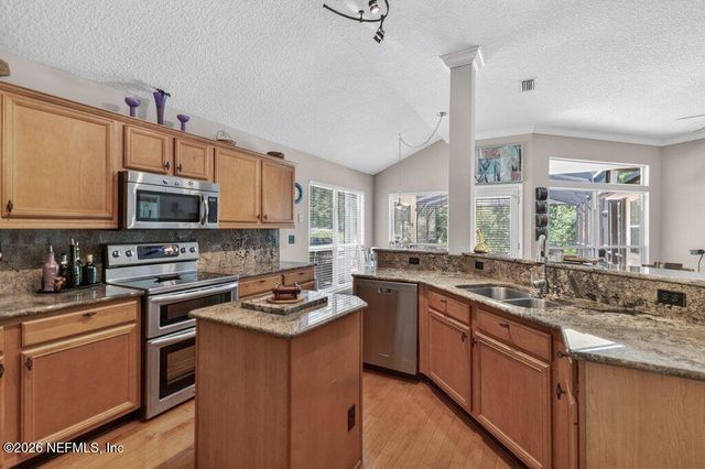 7832 TIMBERJACK Court, Jacksonville, FL 32256
