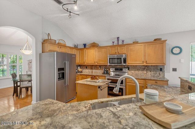 7832 TIMBERJACK Court, Jacksonville, FL 32256
