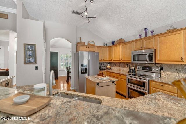 7832 TIMBERJACK Court, Jacksonville, FL 32256