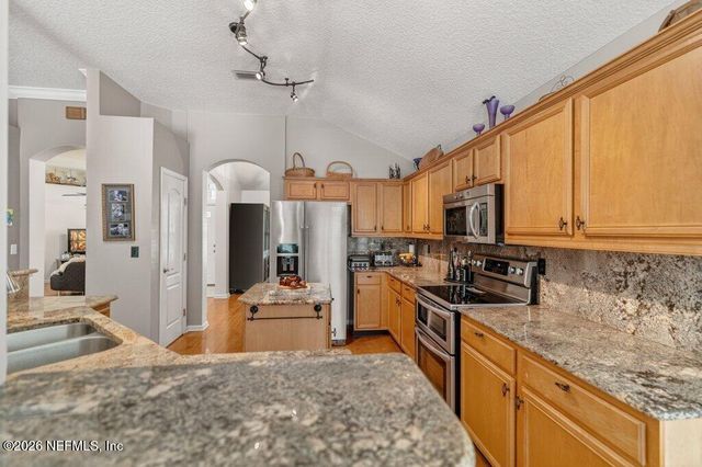 7832 TIMBERJACK Court, Jacksonville, FL 32256