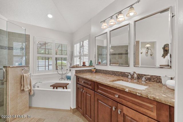7832 TIMBERJACK Court, Jacksonville, FL 32256