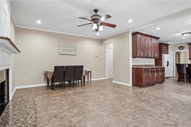 2731 Spindletop Lane NW, Kennesaw, GA 30144