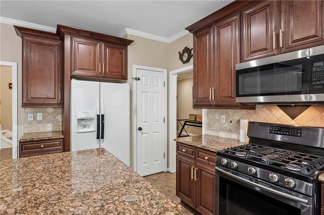 2731 Spindletop Lane NW, Kennesaw, GA 30144