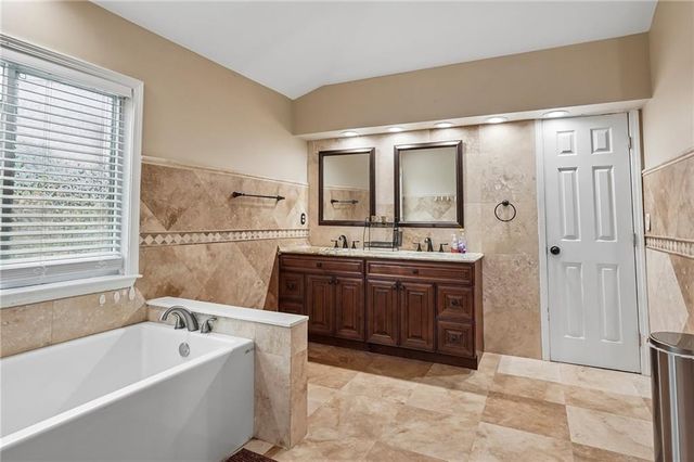 2731 Spindletop Lane NW, Kennesaw, GA 30144