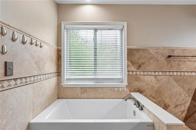 2731 Spindletop Lane NW, Kennesaw, GA 30144