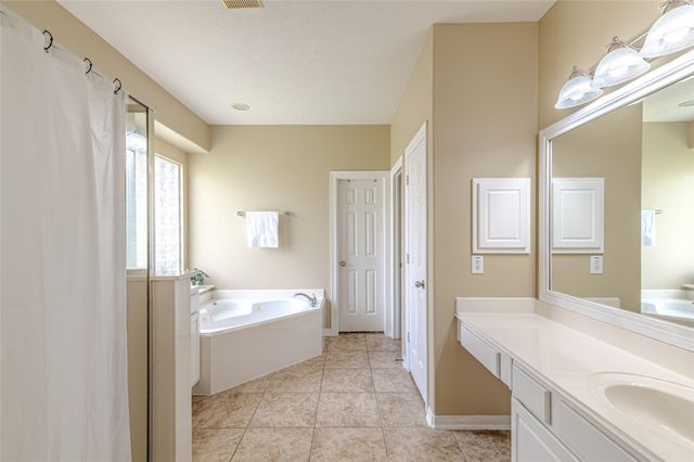 17819 Gables Bend Drive, Tomball, TX 77377