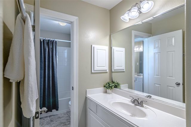 17819 Gables Bend Drive, Tomball, TX 77377