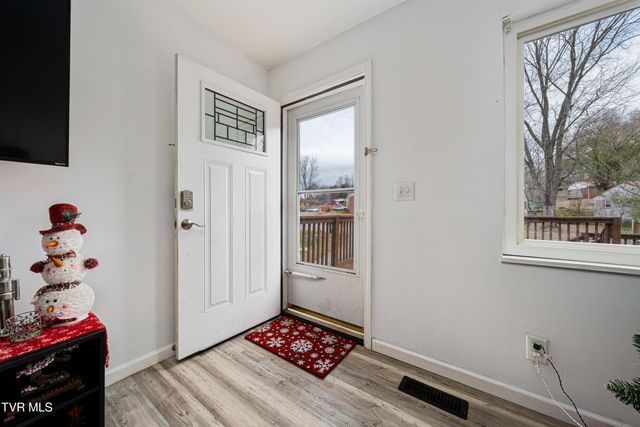 121 Valley Circle, Gray, TN 37615