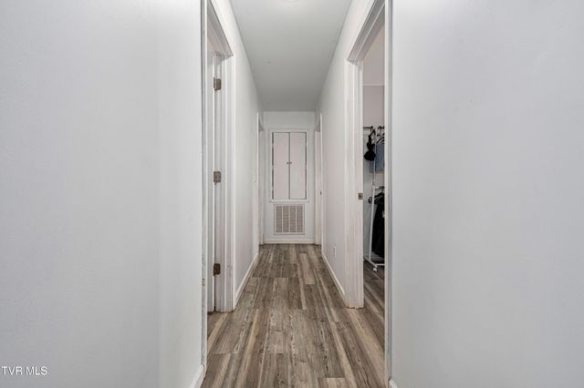 121 Valley Circle, Gray, TN 37615