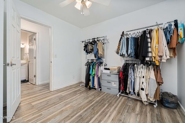 121 Valley Circle, Gray, TN 37615