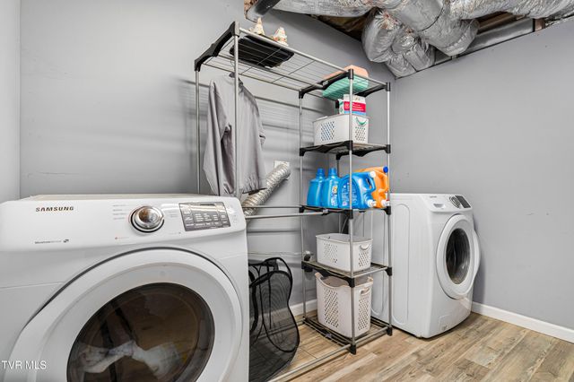 121 Valley Circle, Gray, TN 37615