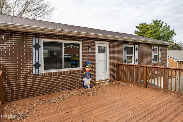 121 Valley Circle, Gray, TN 37615