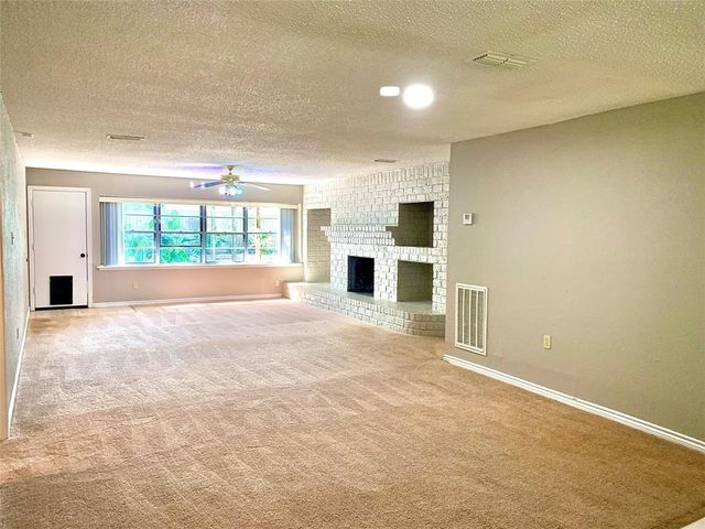 706 Voyager Drive, Houston, TX 77062