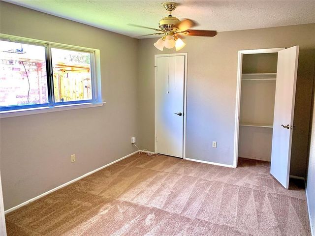 706 Voyager Drive, Houston, TX 77062