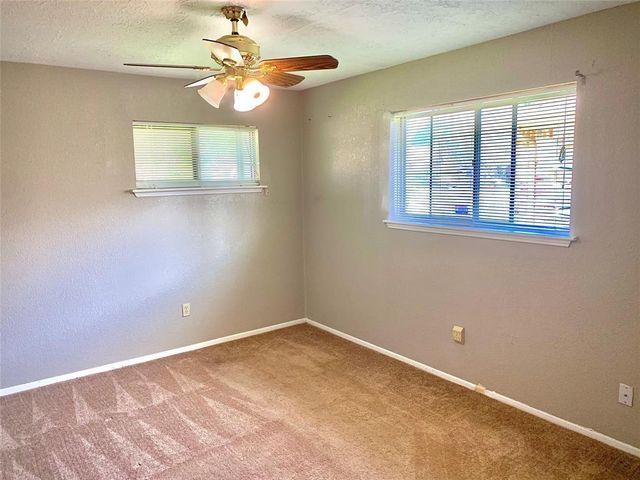 706 Voyager Drive, Houston, TX 77062