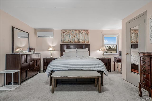 739 N Ascan Street, Elmont, NY 11003