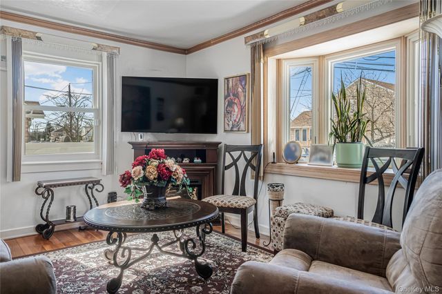 739 N Ascan Street, Elmont, NY 11003