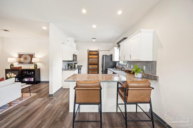 301 Dwight Ave, Pensacola, FL 32507