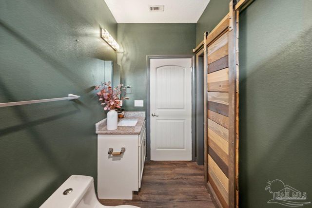 301 Dwight Ave, Pensacola, FL 32507