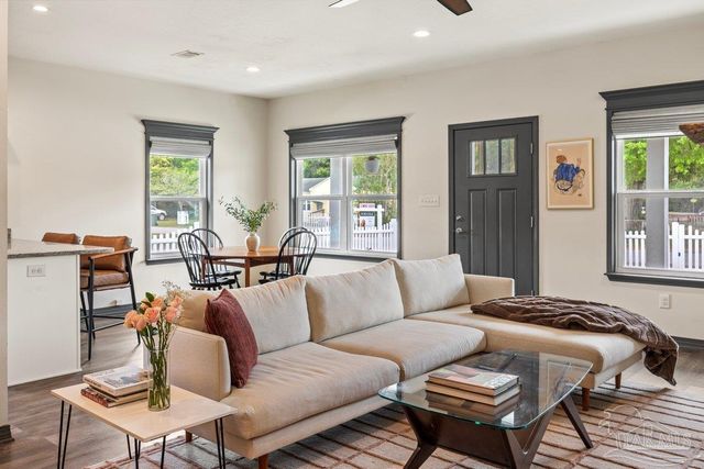 301 Dwight Ave, Pensacola, FL 32507