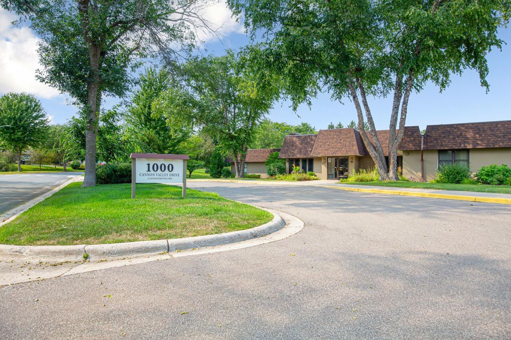 1000 Cannon Valley Drive E 124, Northfield, MN 55057 — photo 2