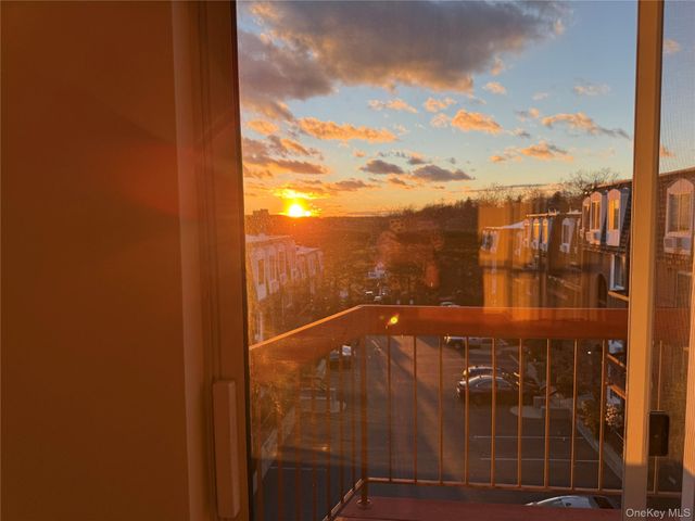 55 N Broadway 1-12, White Plains, NY 10601