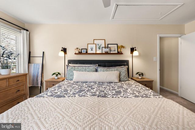 9078 BROOK FORD RD, Burke, VA 22015