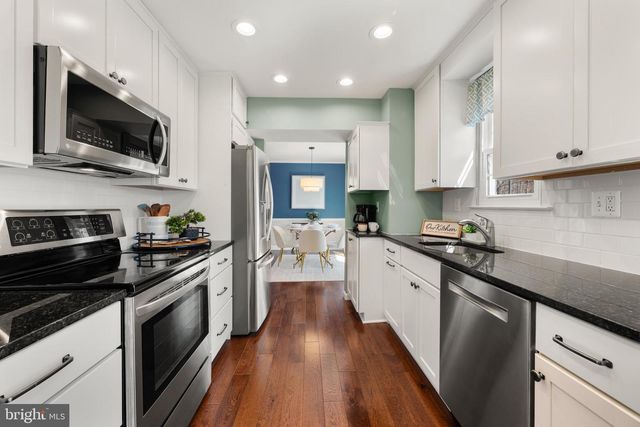 9078 BROOK FORD RD, Burke, VA 22015