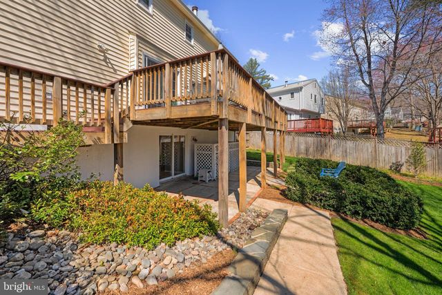 9078 BROOK FORD RD, Burke, VA 22015