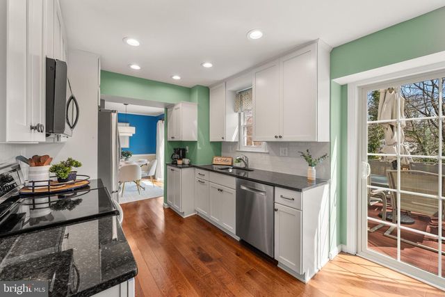 9078 BROOK FORD RD, Burke, VA 22015