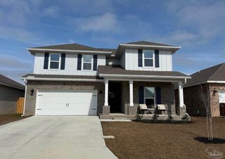 8130 Fir Tree Dr, Milton, FL 32583