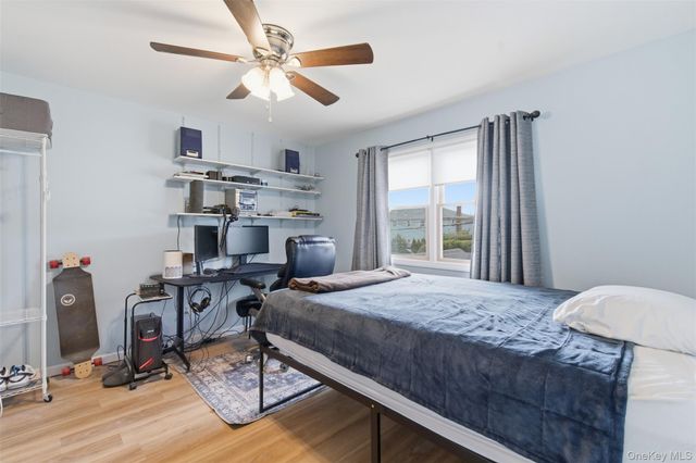632 Wyngate Drive W, Valley Stream, NY 11580